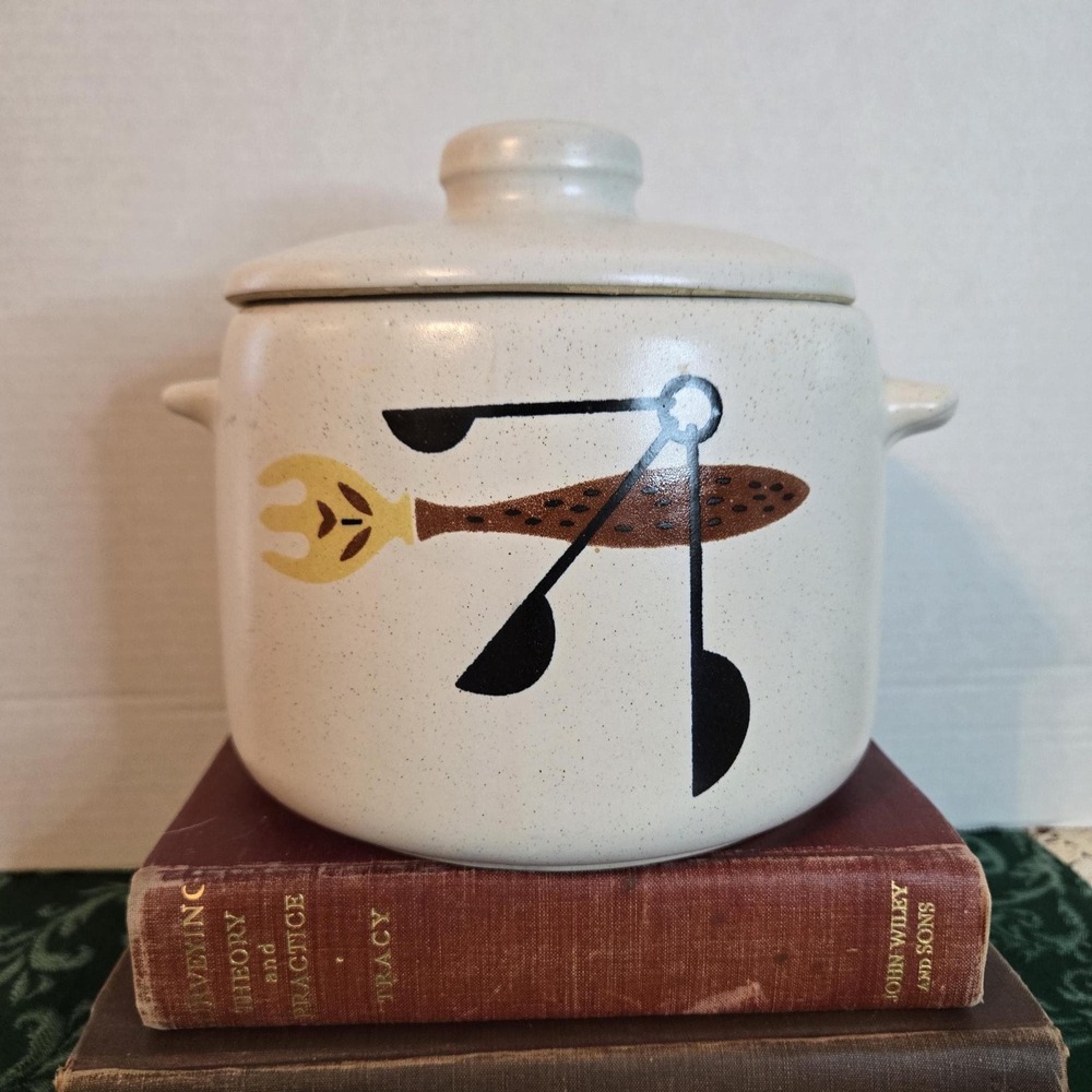 Vintage West Bend USA Stoneware Bean Pot w/Lid 1960's MCM‎